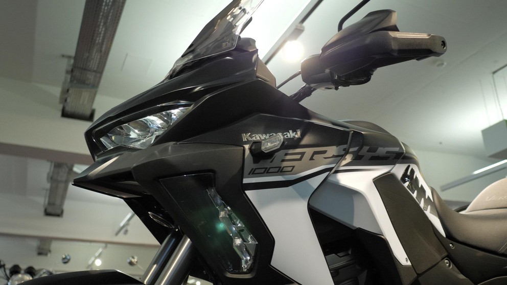 Kawasaki Z1000SX - Image 23