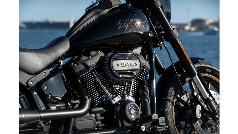 Harley-Davidson Low Rider S FXLRS - Imagen 11