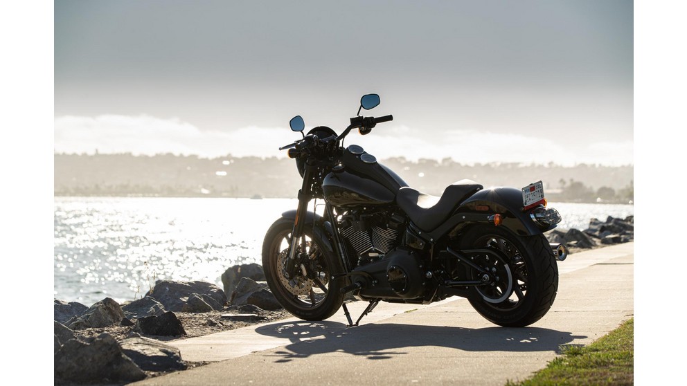 Harley-Davidson Low Rider S FXLRS - Imagen 16