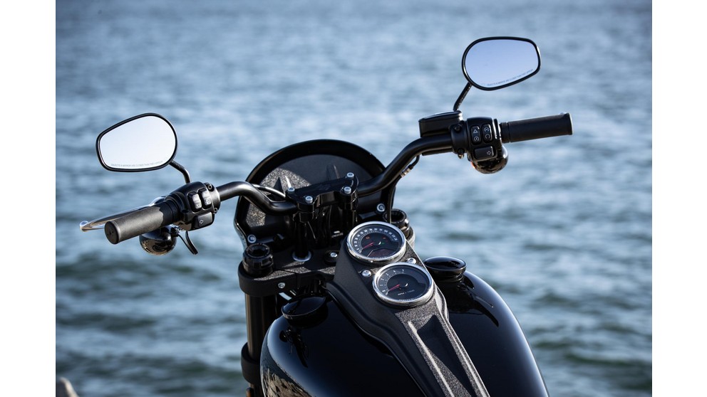 Harley-Davidson Low Rider S FXLRS - Imagen 21
