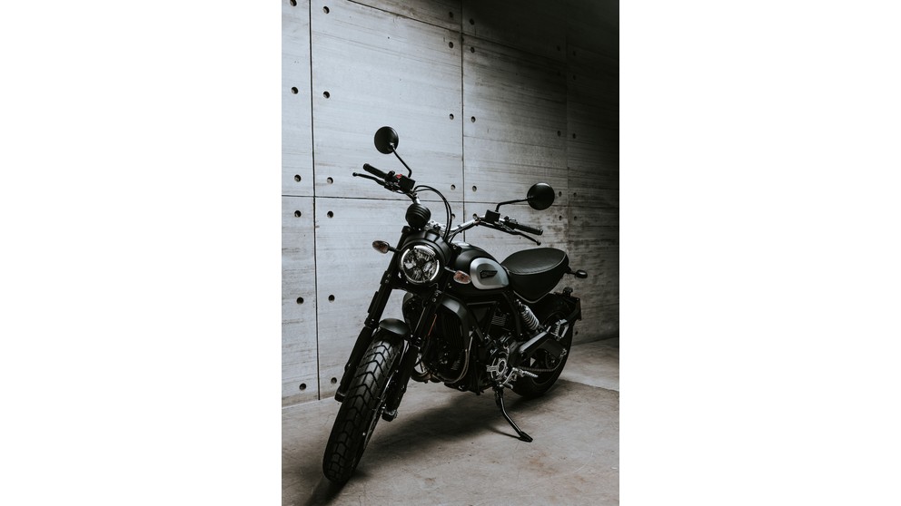 Ducati Scrambler Cafe Racer - Imagem 11