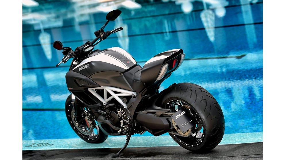 Ducati XDiavel S - Imagem 24