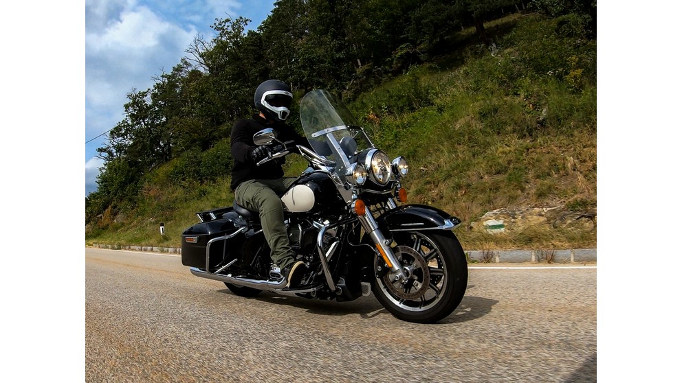 Harley-Davidson V-Rod VRSCA - Imagem 7