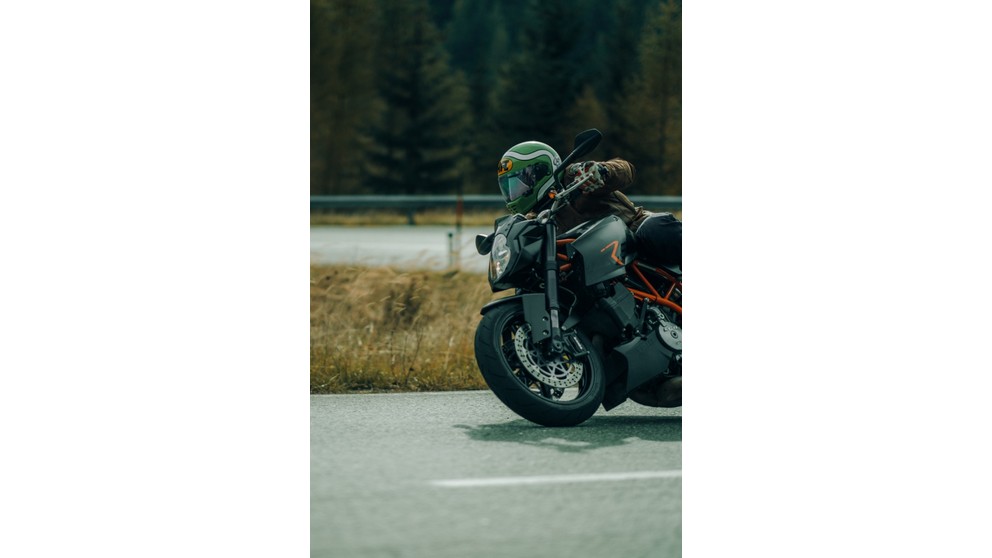 Yamaha FZ1 - Immagine 20