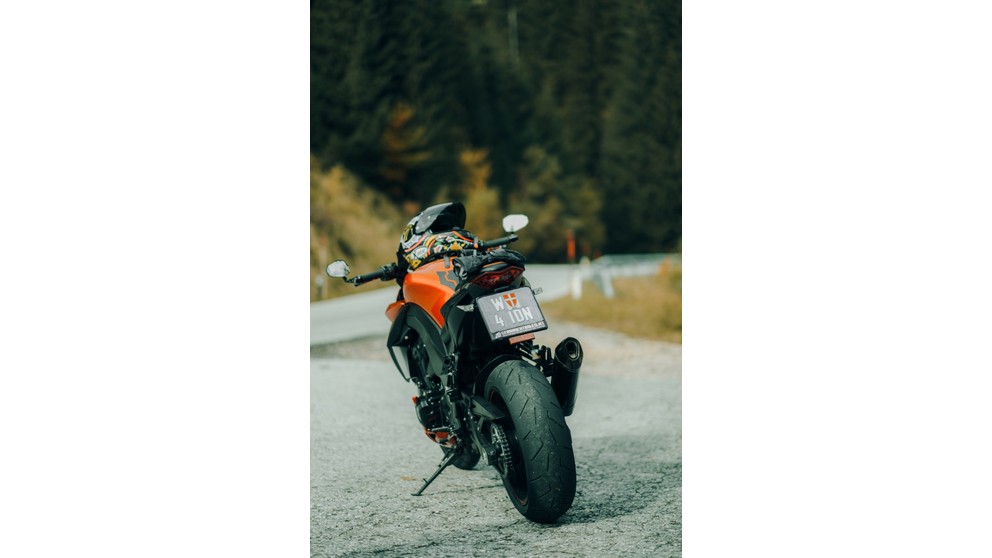 Yamaha FZ1 - Obrázok 22