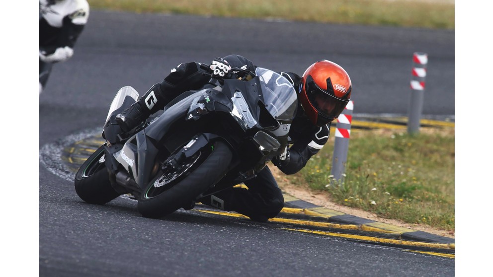 Kawasaki Ninja ZX-6R 636 - Immagine 15