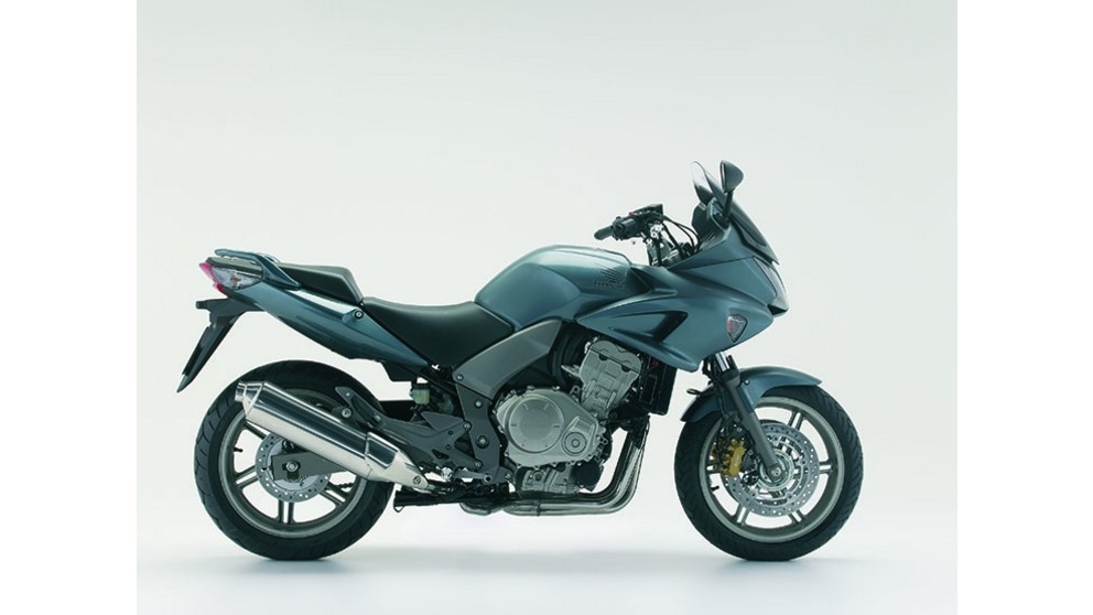 Honda CBF 1000 - Image 21