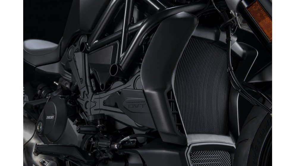 Ducati XDiavel - Imagem 24