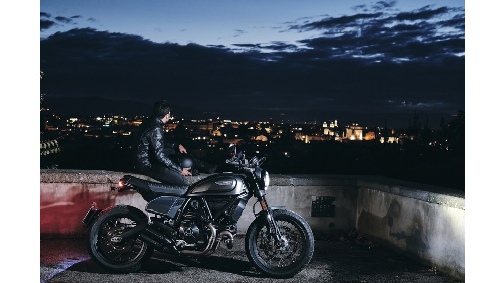 Ducati Scrambler 1100 Dark PRO - Imagem 23