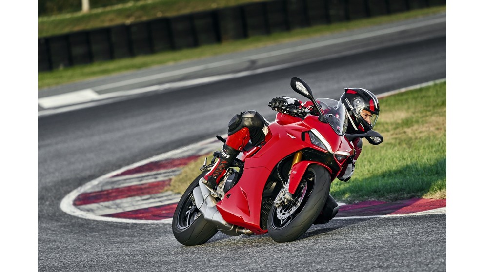 Ducati SuperSport 950 - Слика 16