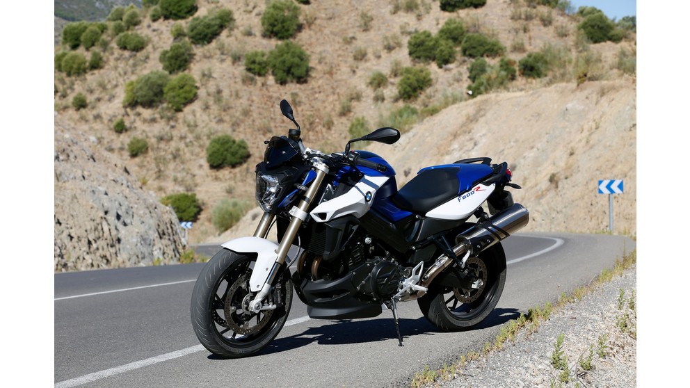 BMW F 800 R - Imagem 23