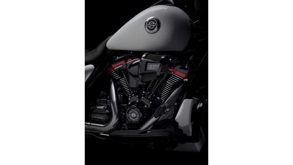 Harley-Davidson CVO Road Glide FLTRSE - Bild 24