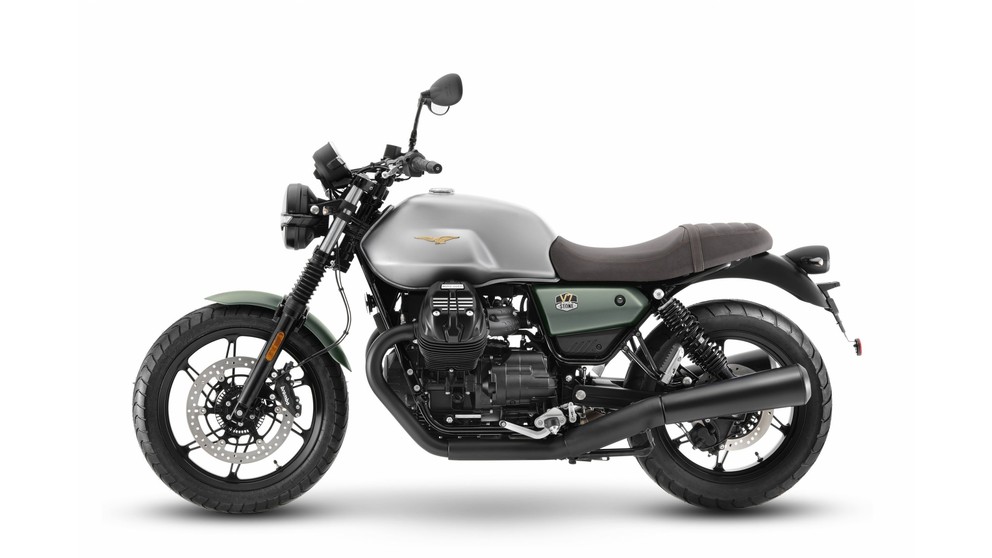 Moto Guzzi V9 Bobber Centenario - Image 13