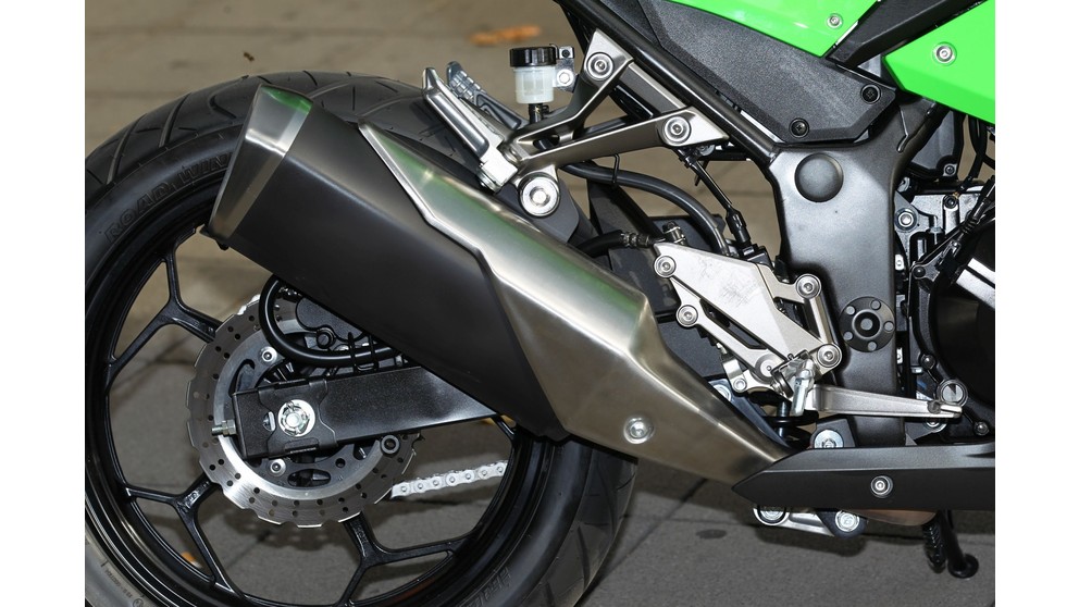 Kawasaki Ninja 300 - Image 20