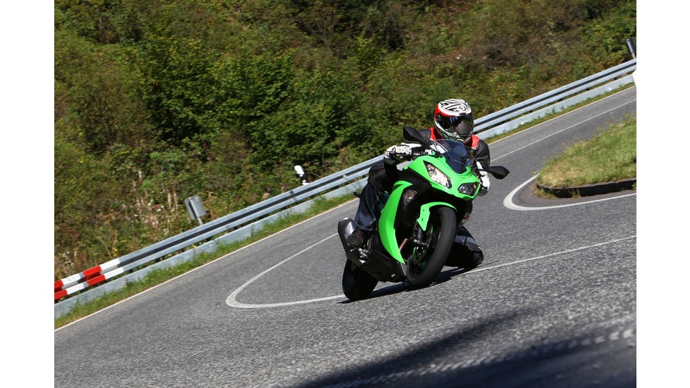 Kawasaki Ninja 300 - Bild 23