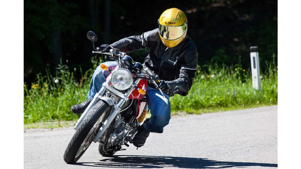 Royal Enfield Continental GT 535 EFI - Immagine 16