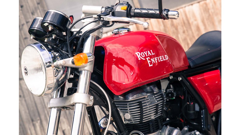 Royal Enfield Continental GT 535 EFI - Obrázek 11