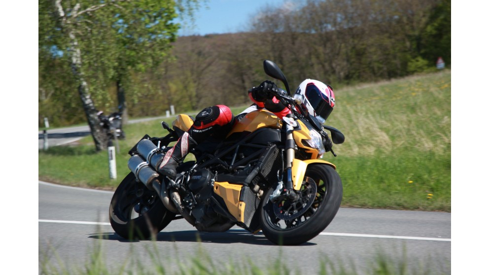 Ducati Streetfighter 848 - Obrázok 19