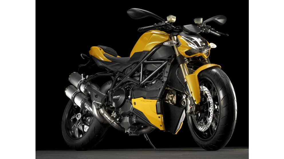 Ducati Streetfighter 848 - Слика 20