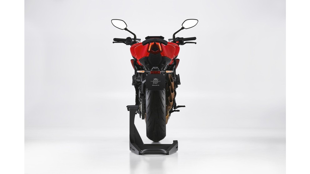 MV Agusta Brutale 800 Rosso - Obrázok 21