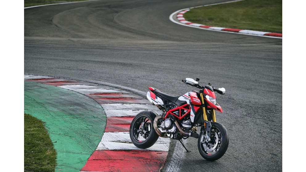 Ducati Hypermotard 950 - Obrázek 14