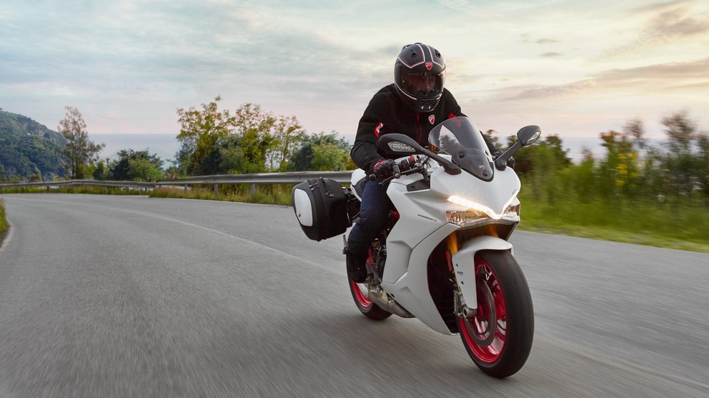 Ducati SuperSport - Слика 16