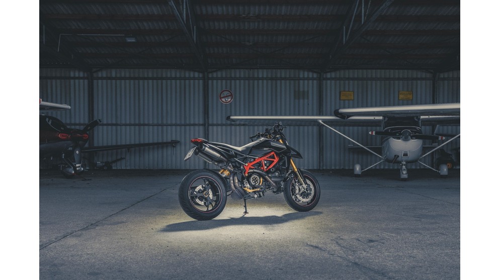 Ducati Hypermotard 950 SP - Obrázok 13