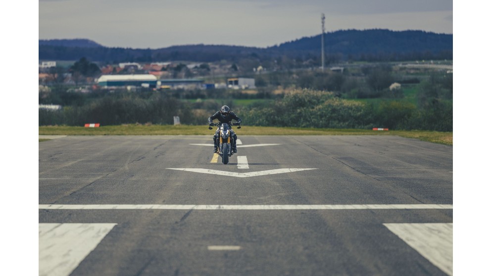 Ducati Hypermotard 950 SP - Obrázok 19