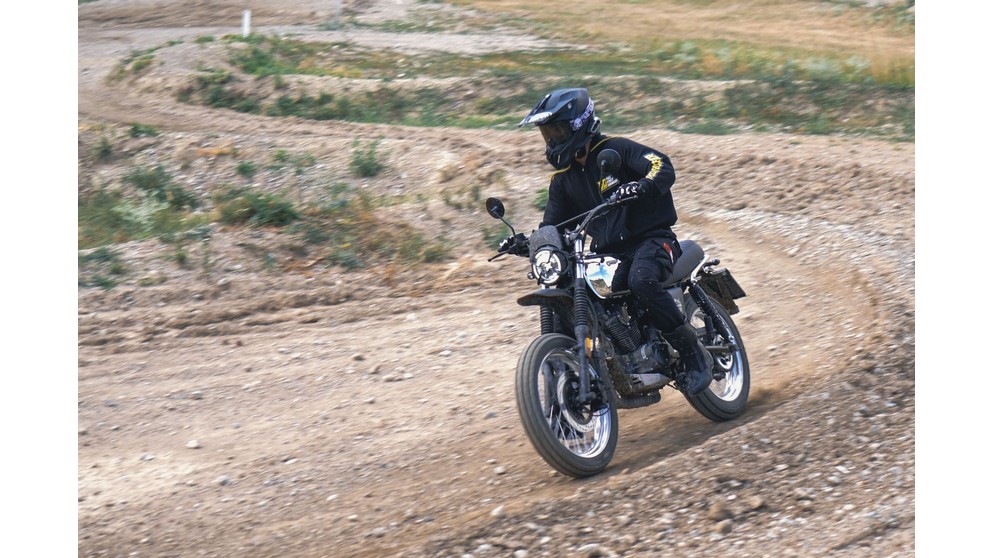 Brixton Felsberg 125 XC - Image 23