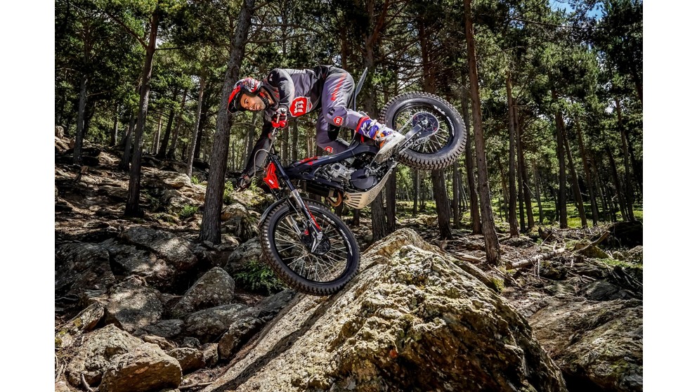 Montesa Cota 301RR - Imagen 21