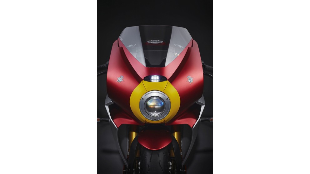 MV Agusta Superveloce 800 - Image 15