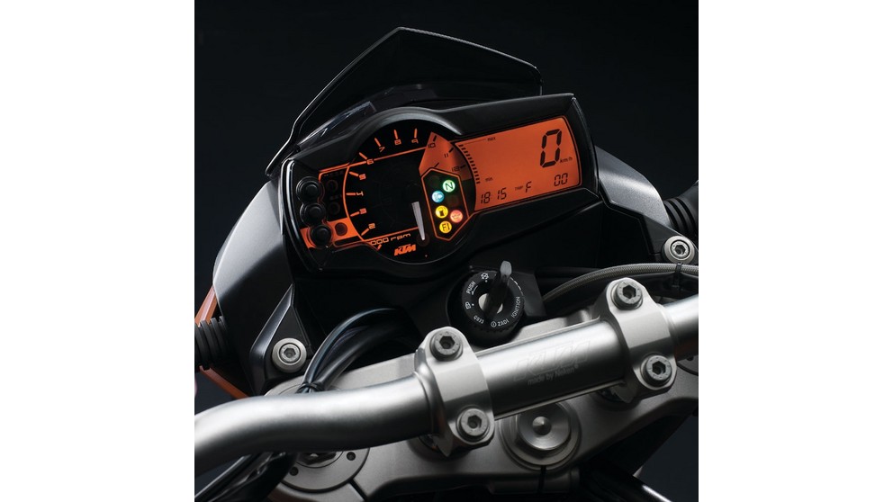 KTM 990 Super Duke R - Resim 14