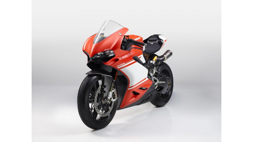 Ducati Panigale V4 Superleggera - Imagem 15