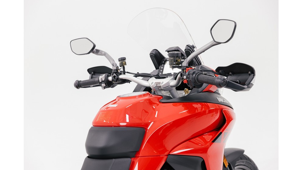 Ducati Multistrada V2 - Imagem 14