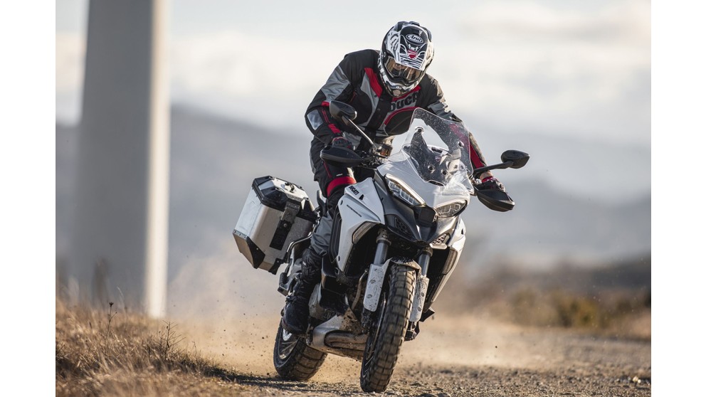 Ducati Multistrada V4 S Sport - Obraz 13