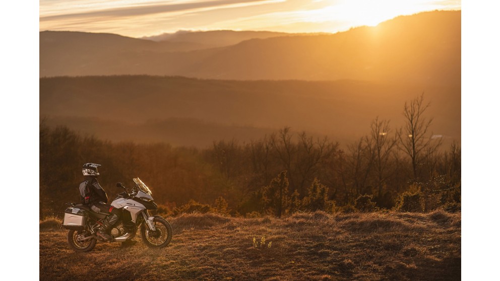 Ducati Multistrada V4 S Sport - Image 22