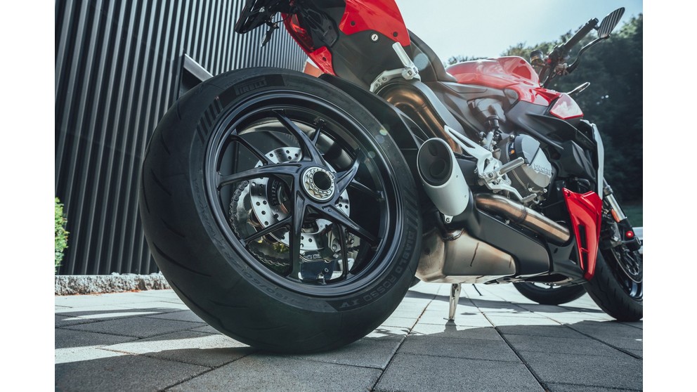 Ducati Streetfighter - Imagem 14