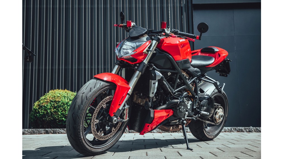 Ducati Streetfighter - Imagem 11