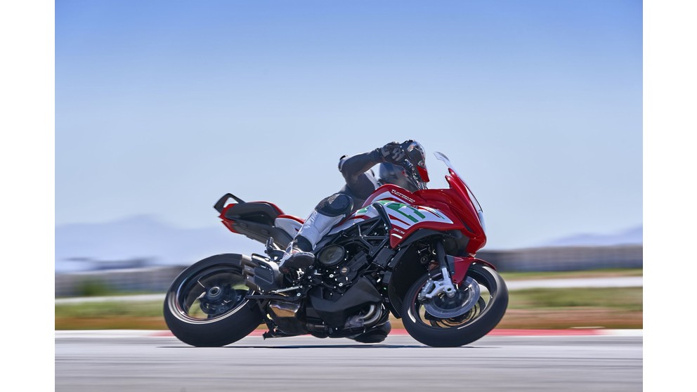 MV Agusta Dragster 800 RC SCS - afbeelding 15
