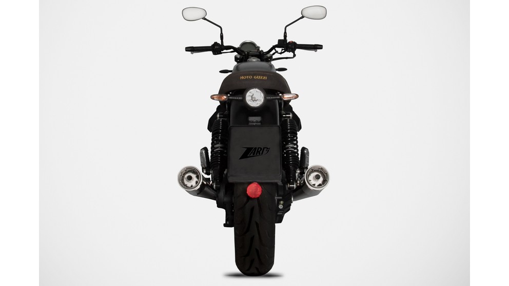 Moto Guzzi V7 Stone - Imagem 10