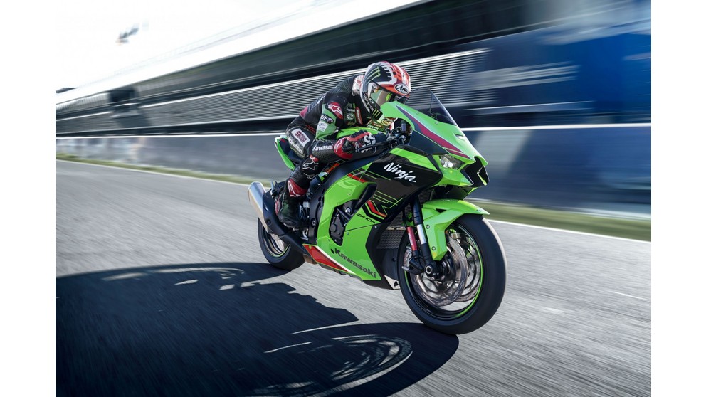 Kawasaki Ninja ZX-10RR - Image 23