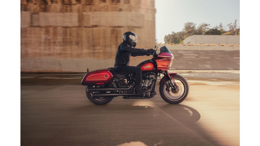 Harley-Davidson Softail Low Rider ST - Kép 13