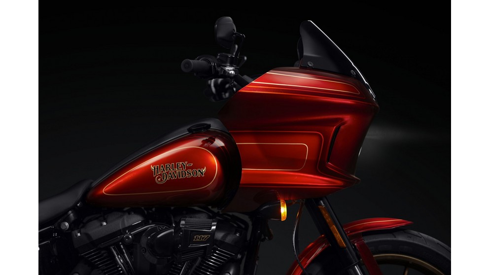 Harley-Davidson Softail Low Rider ST - Immagine 21
