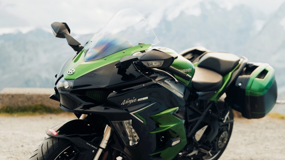 Kawasaki Ninja H2 SX SE - Kép 13