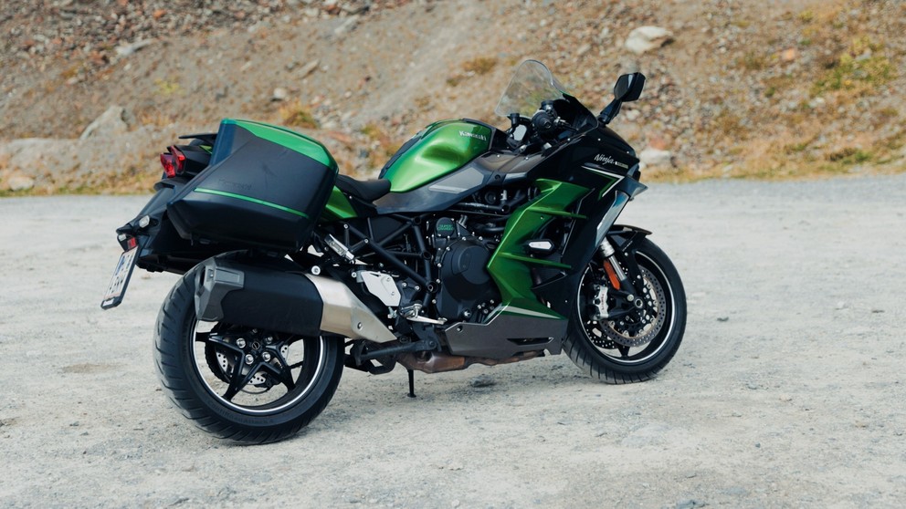 Kawasaki Ninja H2 SX SE - Imagem 11