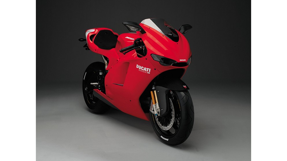 Ducati Desmosedici RR - Bild 8