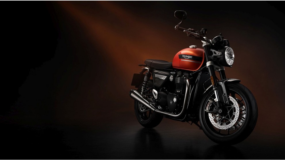 Honda CB1100 EX - Imagen 4