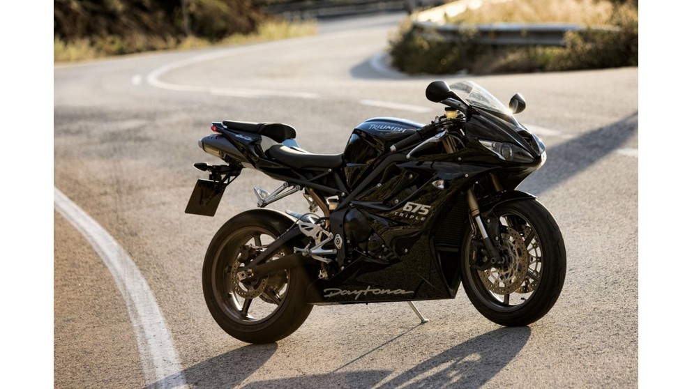 Triumph Daytona 675 - Imagen 18