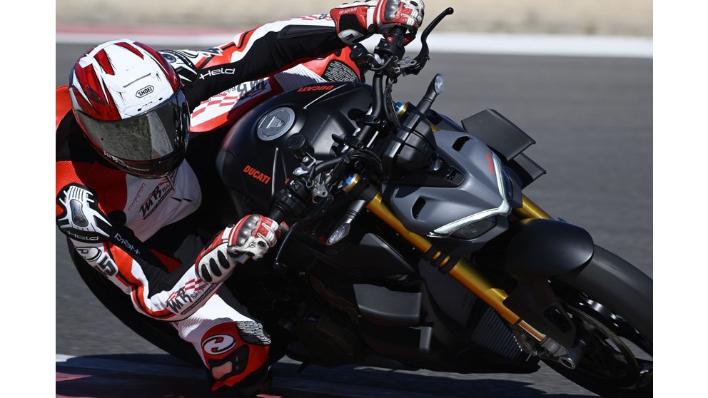 Ducati Streetfighter V4 - Obrázek 20
