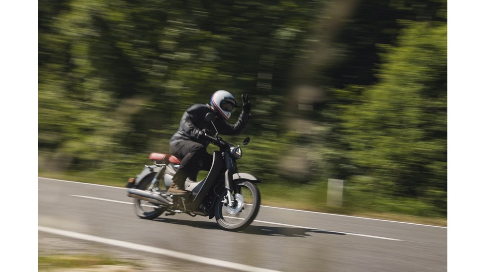 Honda Super Cub C 125 - Obrázok 15